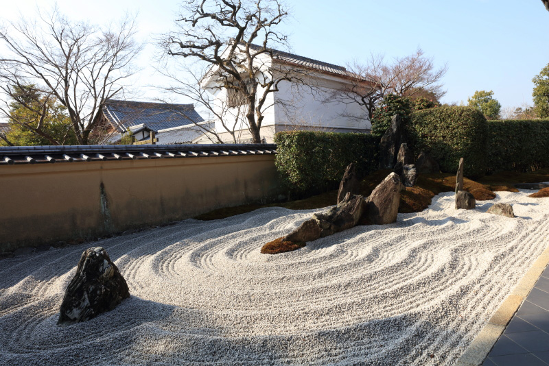 Inoribito 大徳寺 瑞峯院　羽黒三山神社斎館　伏見稲荷　氷川神社　七面山敬慎院　織部興聖寺　伊賀赤目瀧 延寿院