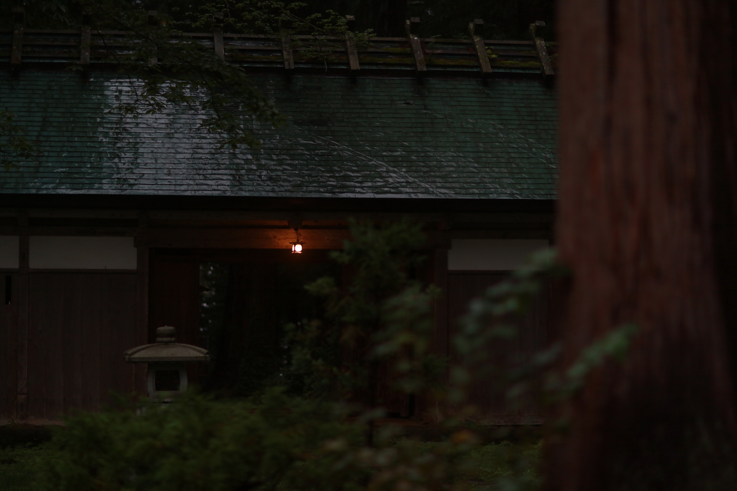 Inoribito 大徳寺 瑞峯院　羽黒三山神社斎館　伏見稲荷　氷川神社　七面山敬慎院　織部興聖寺　伊賀赤目瀧 延寿院
